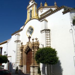 arahal-iglesia-de-la-santisima-vera-cruz-fachada